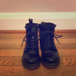 Dr Martens 1460 patent leather toddler boots
